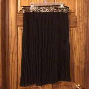 NWT pleated dressy skirt